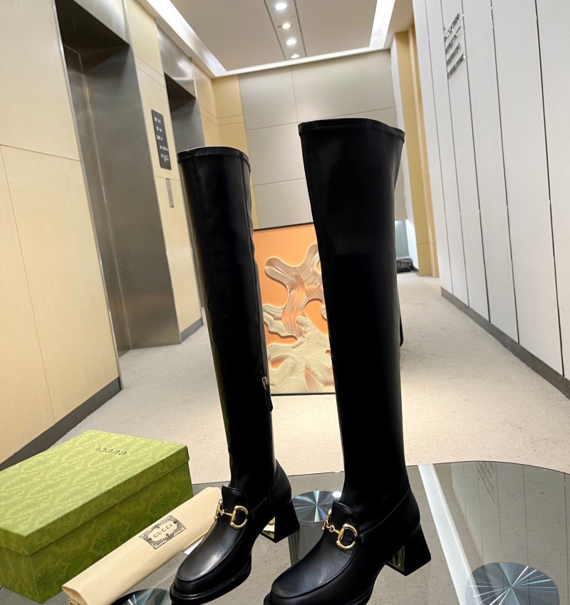 G*u*i boots